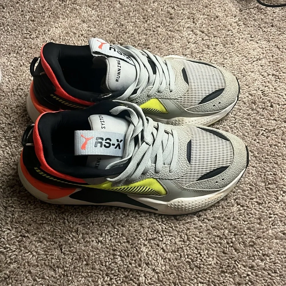 Runner - Picture 2 of 5